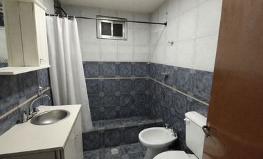 Oportunidad Casa 4 ambientes con garage y parque