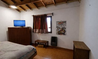 Oportunidad Casa 4 ambientes con garage y parque