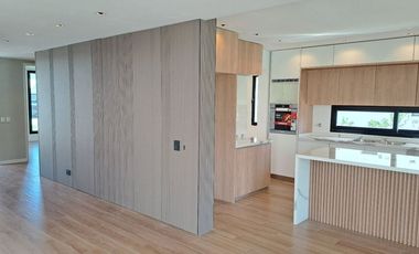 VENTA CASA A ESTRENAR EN GREENVILLE, Barrio A