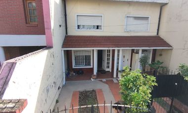 DUPLEX 4 AMB C/ PATIO+OFICINA APTO CREDITO CASEROS