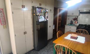 CASA ESQUINA,FRENTE A YPF DE CALLE ALBERDI, GLLÉN
