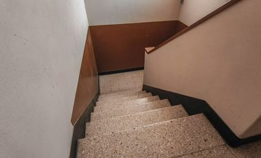CASA EN VENTA CON IMPORTANTE TERRENO EN GODOY CRUZ
