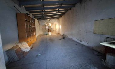 CASA EN VENTA CON JARDIN Y COCHERA - BERAZATEGUI