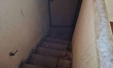 CASA EN VENTA CON JARDIN Y COCHERA - BERAZATEGUI