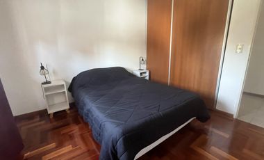 Departamento  en ALQUILER con balcón.