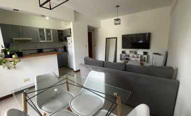 Departamento  en ALQUILER con balcón.