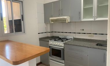 Departamento  en ALQUILER con balcón.