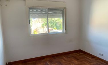 Departamento  en ALQUILER con balcón.