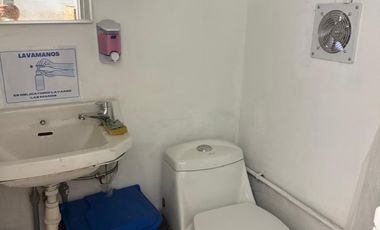 Se vende Local Comercial en Viña del Mar, Recreo.