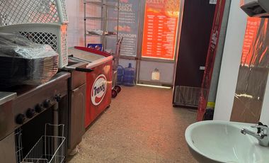 Se vende Local Comercial en Viña del Mar, Recreo.