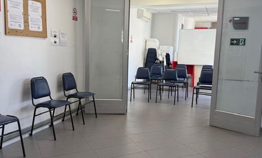 Se vende  Oficina en Calle Valparaíso con Etchevers