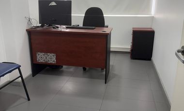Se vende  Oficina en Calle Valparaíso con Etchevers