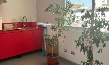 Se vende  Oficina en Calle Valparaíso con Etchevers