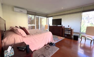 Vendo Casa 470 m2 construidos, 6 Habitaciones, Miraflores