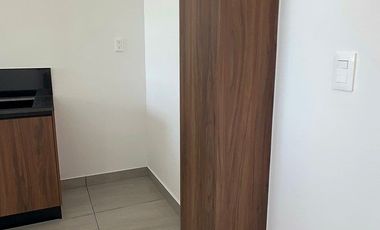 Departamento de dos recámaras con amenidades y alberca privada
