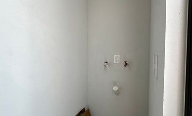 Departamento de dos recámaras con amenidades y alberca privada
