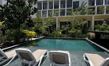 Departamento de dos recámaras con amenidades y alberca privada