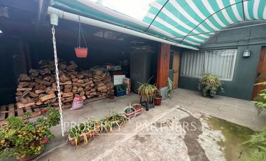 Casa familiar con departamento independiente