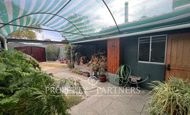 Casa familiar con departamento independiente