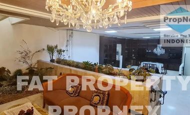 Rumah Elite di Setra Sari