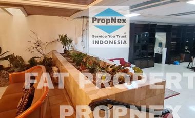 Rumah Elite di Setra Sari