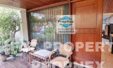 Rumah Elite di Setra Sari