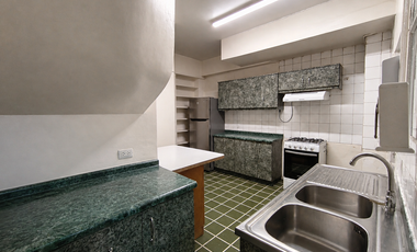 Amplia casa 3 pisos en Arriendo!!