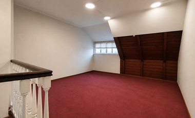 Amplia casa 3 pisos en Arriendo!!
