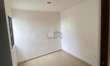 Casa en Renta en Bosques del Dorado II a un lado de Wallmart Via Alta, Alberca, Gym, Canchas