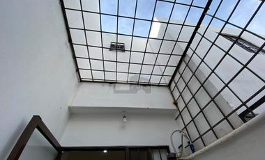 Casa en Renta en Bosques del Dorado II a un lado de Wallmart Via Alta, Alberca, Gym, Canchas
