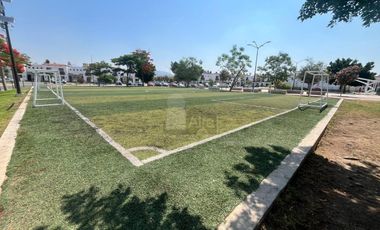 Casa en Renta en Bosques del Dorado II a un lado de Wallmart Via Alta, Alberca, Gym, Canchas