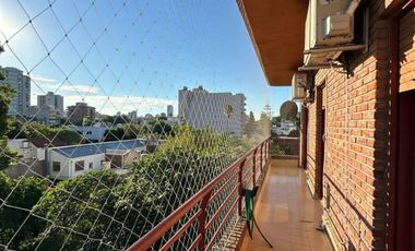Nuñez, 11 de Septiembre 3500, contrafrente, 4to piso, contrafrente, 4 amb, 87m2, u$s 1,500 TODO INCLUÍDO. 24-06-26