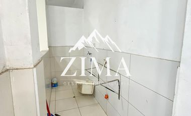 Casa de 3 pisos en alquiler – San Juan de Lurigancho
