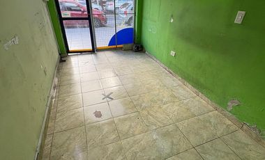 Local en Lanús Este