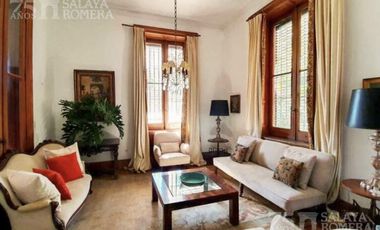 Casa colonial en venta 7 ambientes en Olivos