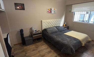Lista para mudarse: casa refaccionada con jardín, pileta y gran suite en PA