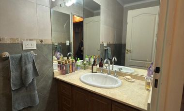 Lista para mudarse: casa refaccionada con jardín, pileta y gran suite en PA