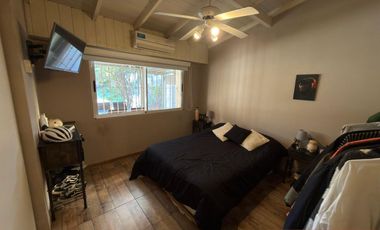 Lista para mudarse: casa refaccionada con jardín, pileta y gran suite en PA