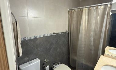 Lista para mudarse: casa refaccionada con jardín, pileta y gran suite en PA