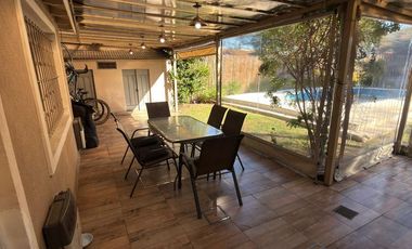 Lista para mudarse: casa refaccionada con jardín, pileta y gran suite en PA
