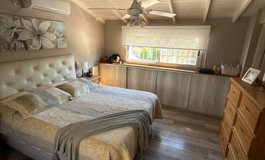 Lista para mudarse: casa refaccionada con jardín, pileta y gran suite en PA