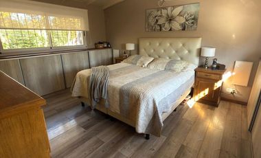 Lista para mudarse: casa refaccionada con jardín, pileta y gran suite en PA