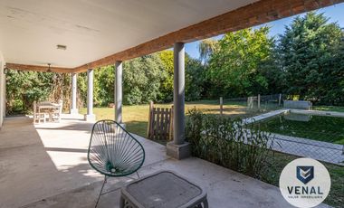 Venta casa 4 amb Barrio Sausalito, Pilar 3 dorm Suite Galería Parrilla Piscina