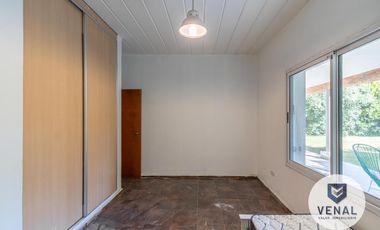 Venta casa 4 amb Barrio Sausalito, Pilar 3 dorm Suite Galería Parrilla Piscina