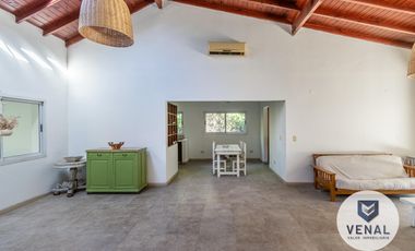 Venta casa 4 amb Barrio Sausalito, Pilar 3 dorm Suite Galería Parrilla Piscina