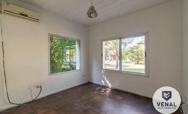 Venta casa 4 amb Barrio Sausalito, Pilar 3 dorm Suite Galería Parrilla Piscina