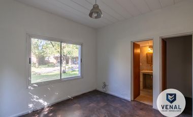 Venta casa 4 amb Barrio Sausalito, Pilar 3 dorm Suite Galería Parrilla Piscina
