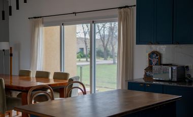 Casa en venta en Club de Campo La Federala – Lobos