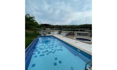 APARTAESTUDIO DE UN AMBIENTE FULL EQUIPADO