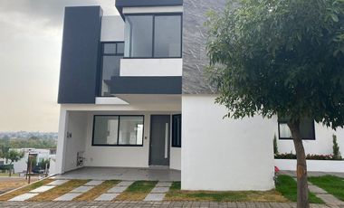 CASA EN RENTA LOMAS DE ANGELOPOLIS PUEBLA